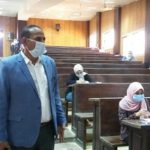 Aswan University President continues his field tours to follow up exams of the final batches at Faculty of Commerce
